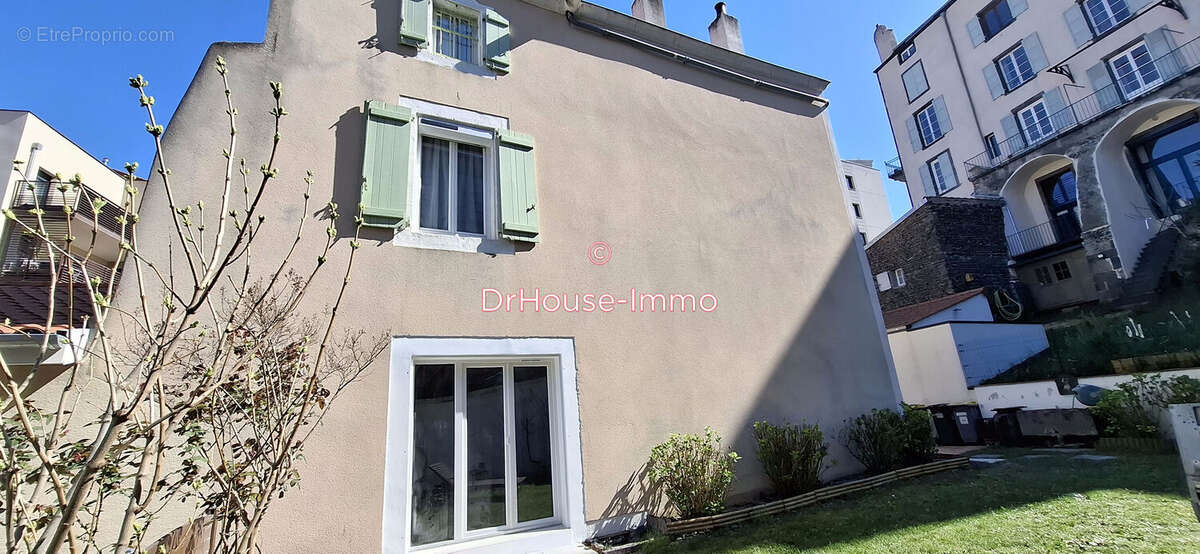 Maison à CLERMONT-FERRAND