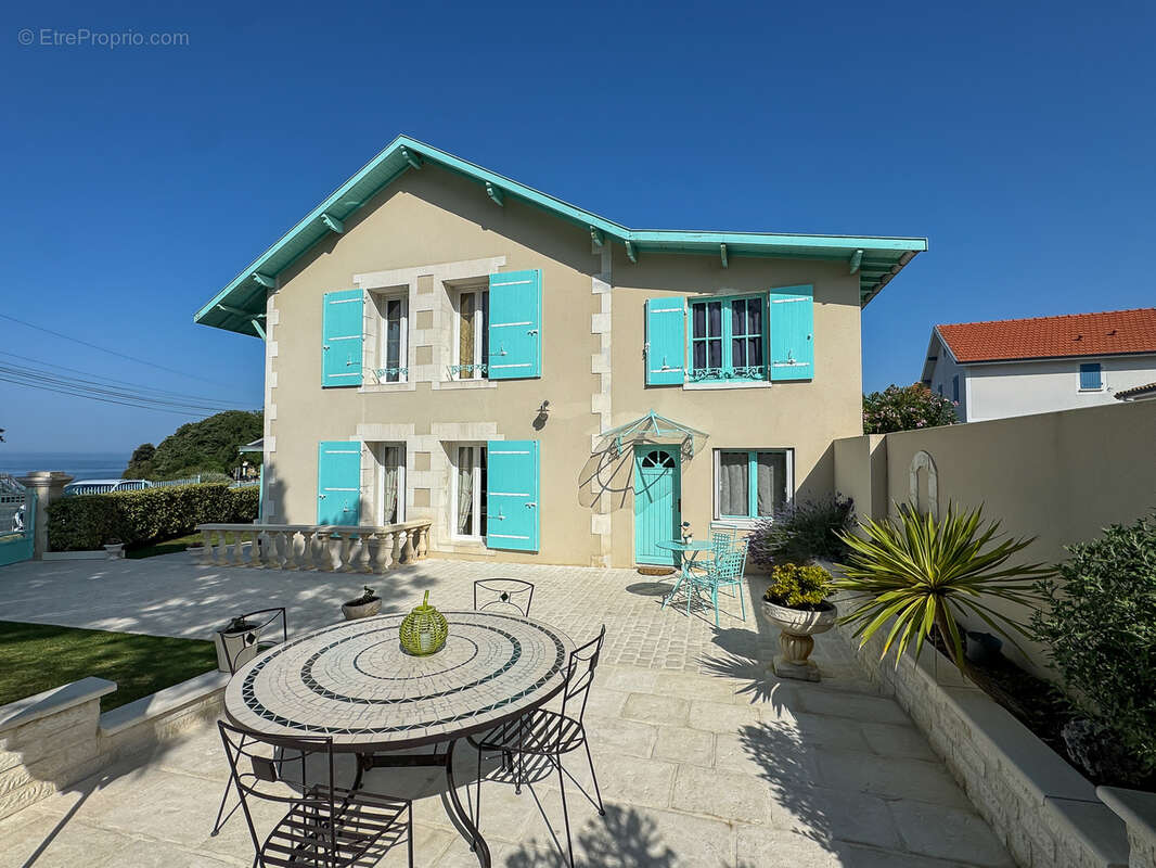 Maison à SAINT-PALAIS-SUR-MER