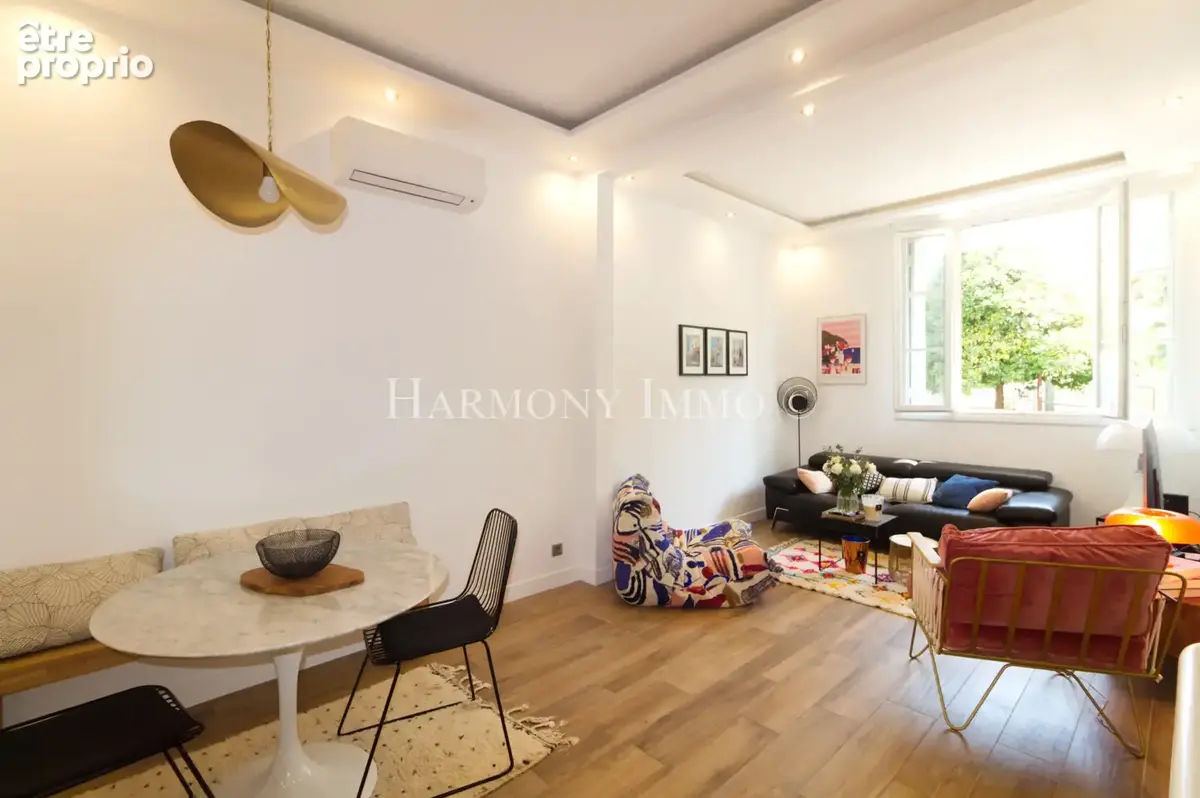 Très bel appartement refait à neuf à seulement 30 mètres de la plage. - photo 2