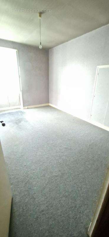 Maison à CROIX-CHAPEAU