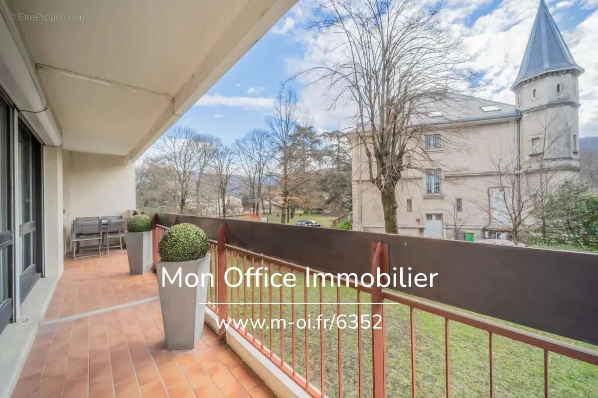 Appartement à ECHIROLLES