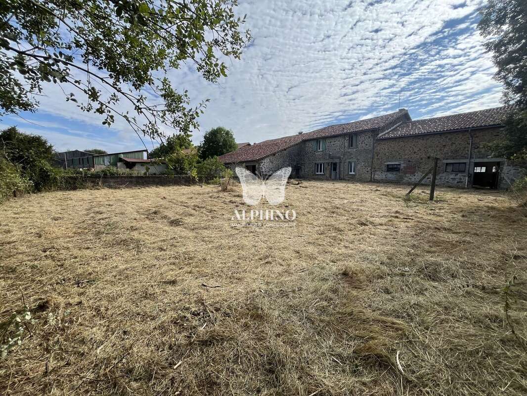 Maison à SAINT-AUVENT