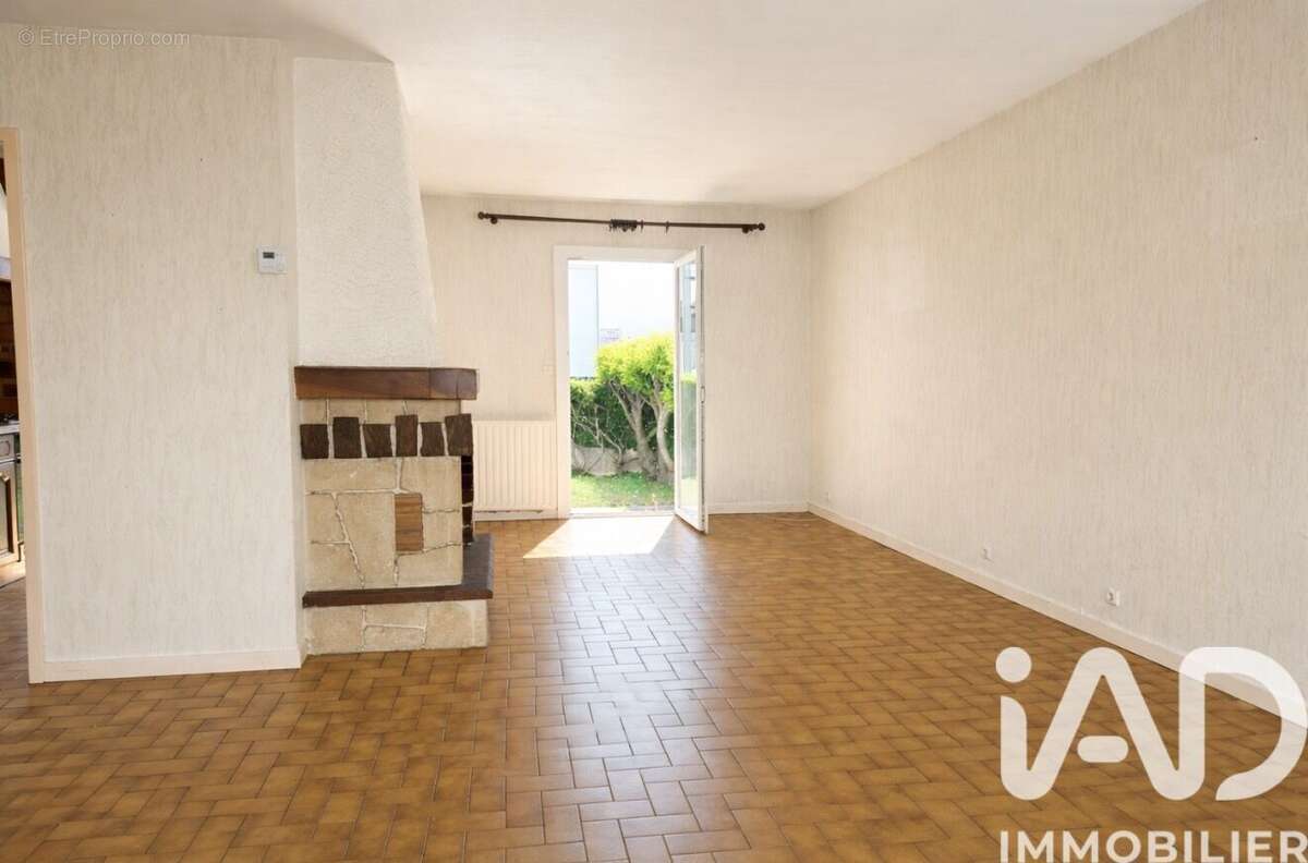 Photo 2 - Maison à LAGORD