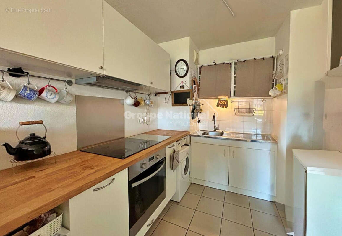 Appartement à MARSEILLE-4E