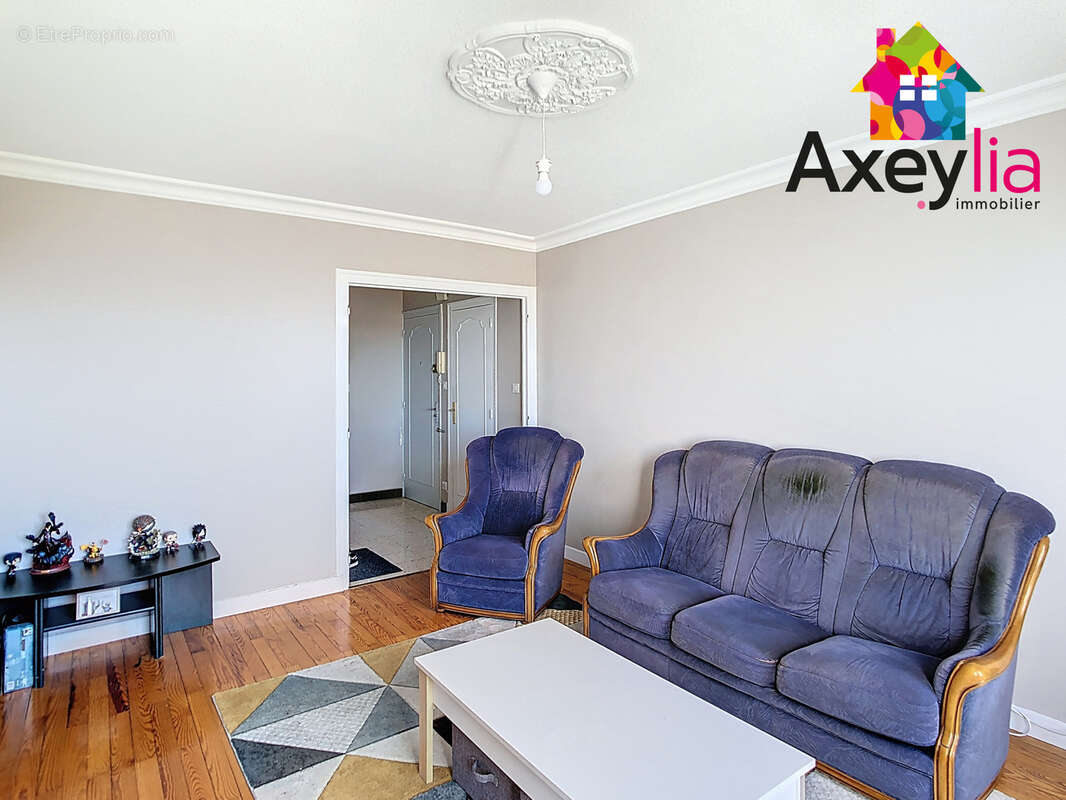 Appartement à RIORGES