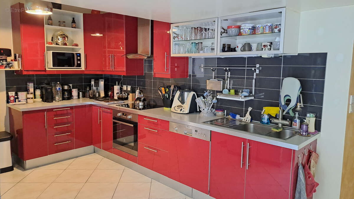 Maison à AILLANT-SUR-THOLON