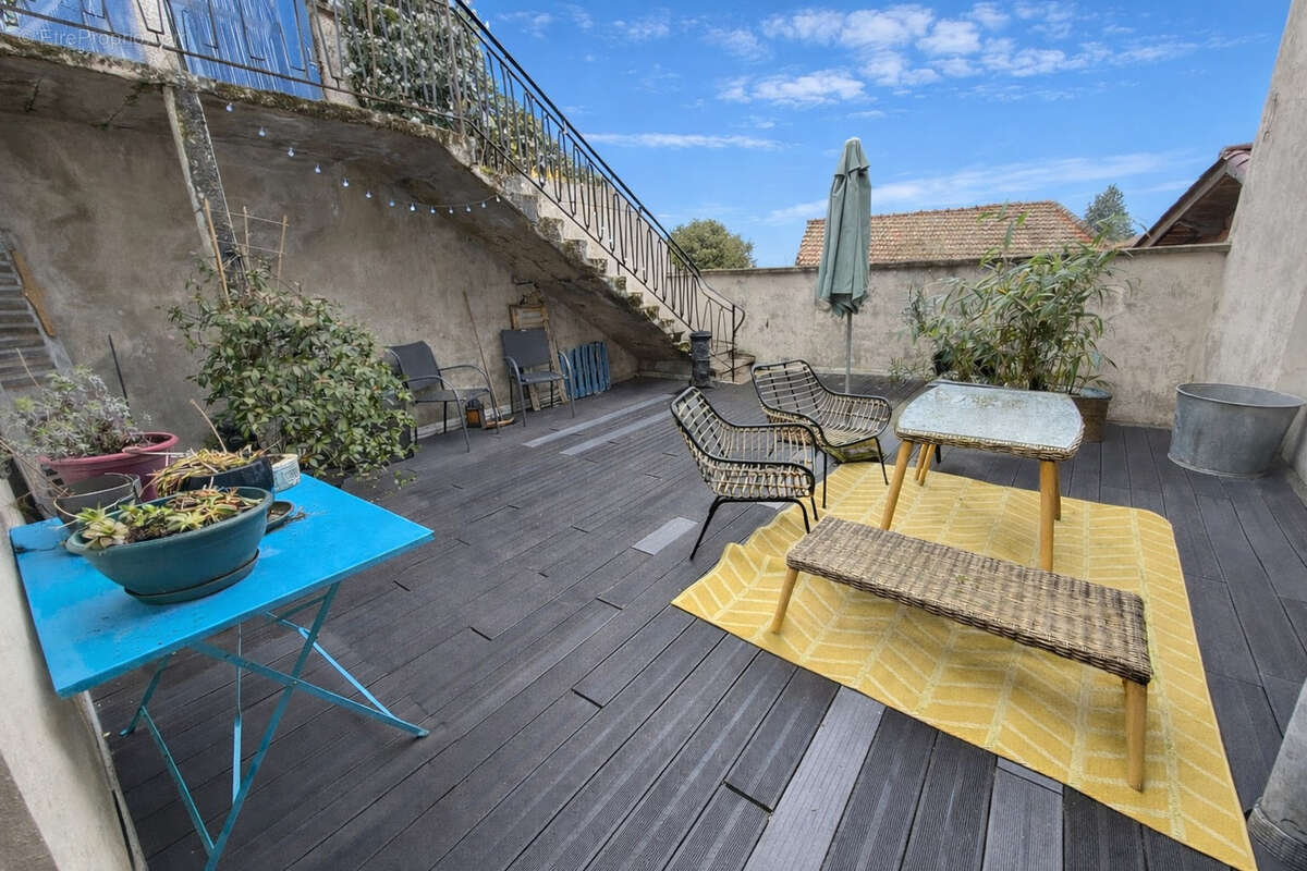 Maison à AMBIERLE