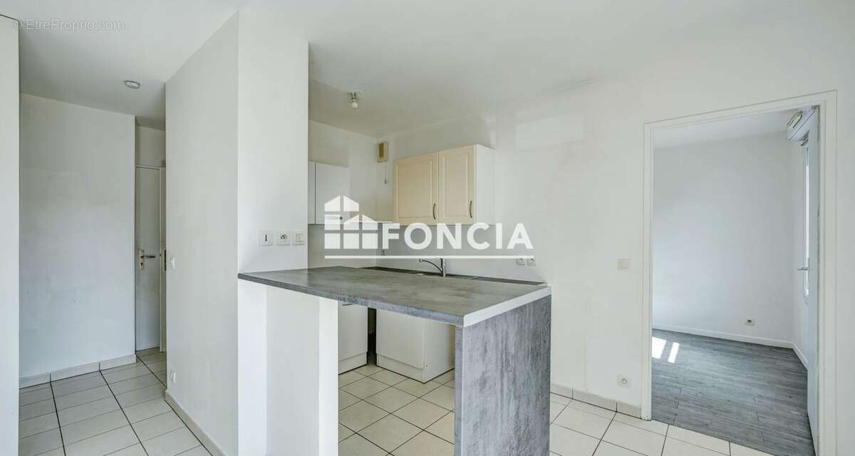 Appartement à QUINCY-SOUS-SENART