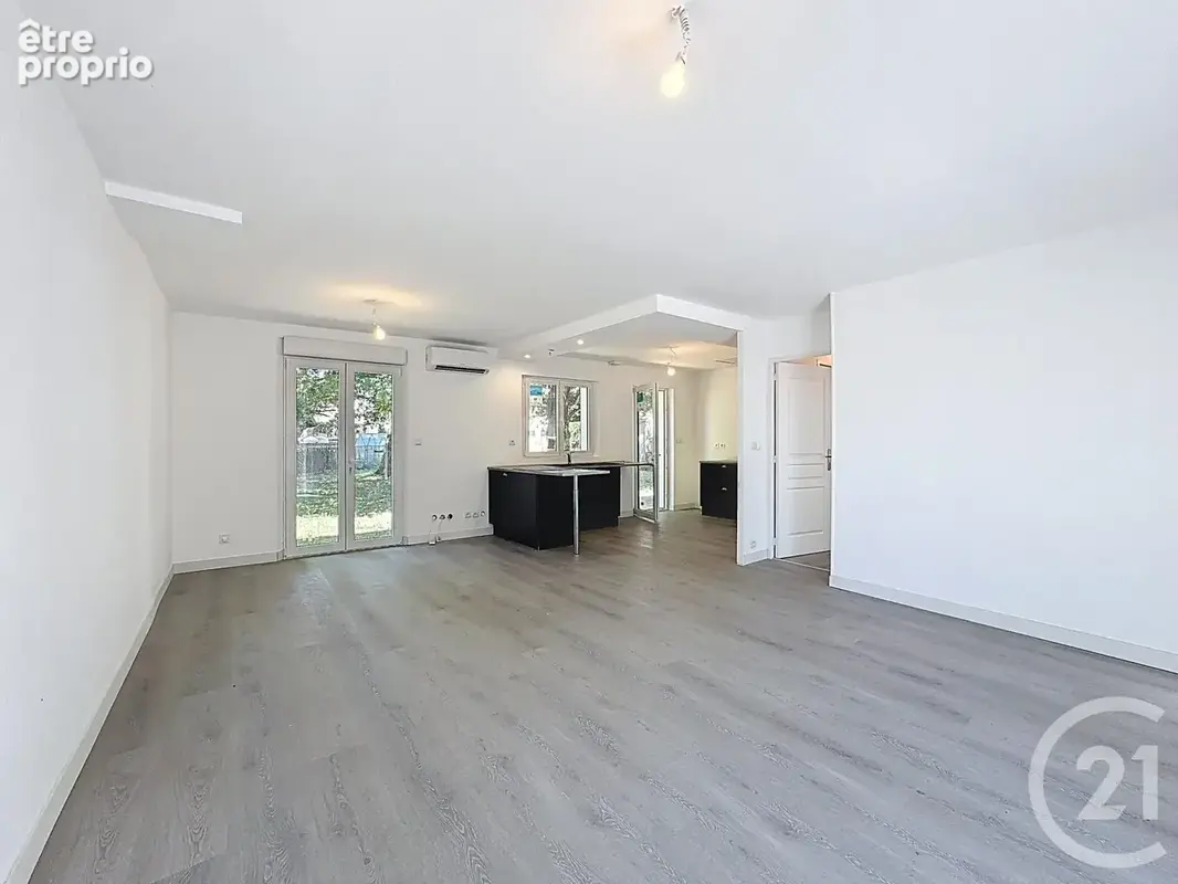 Maison 4 pièces 93 m² à vendre à La Ferte-Saint-Aubin (45240) - photo 3