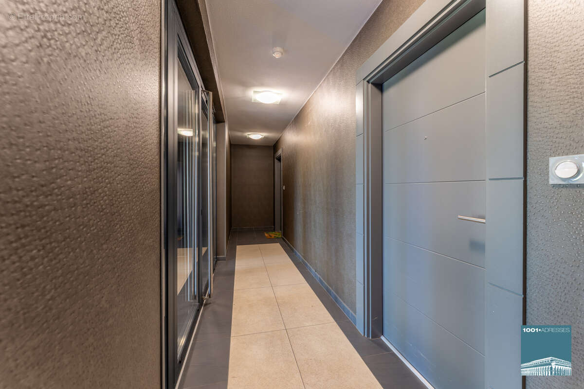 Appartement à PAREMPUYRE