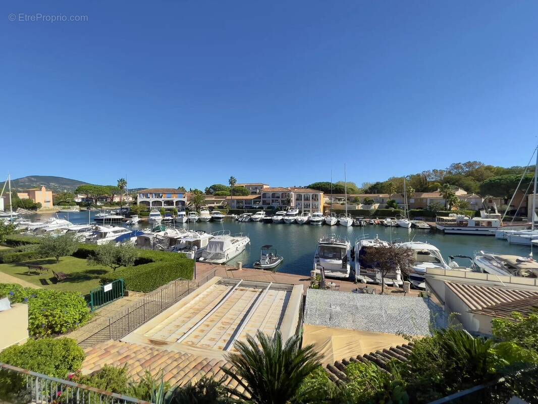 Appartement à COGOLIN