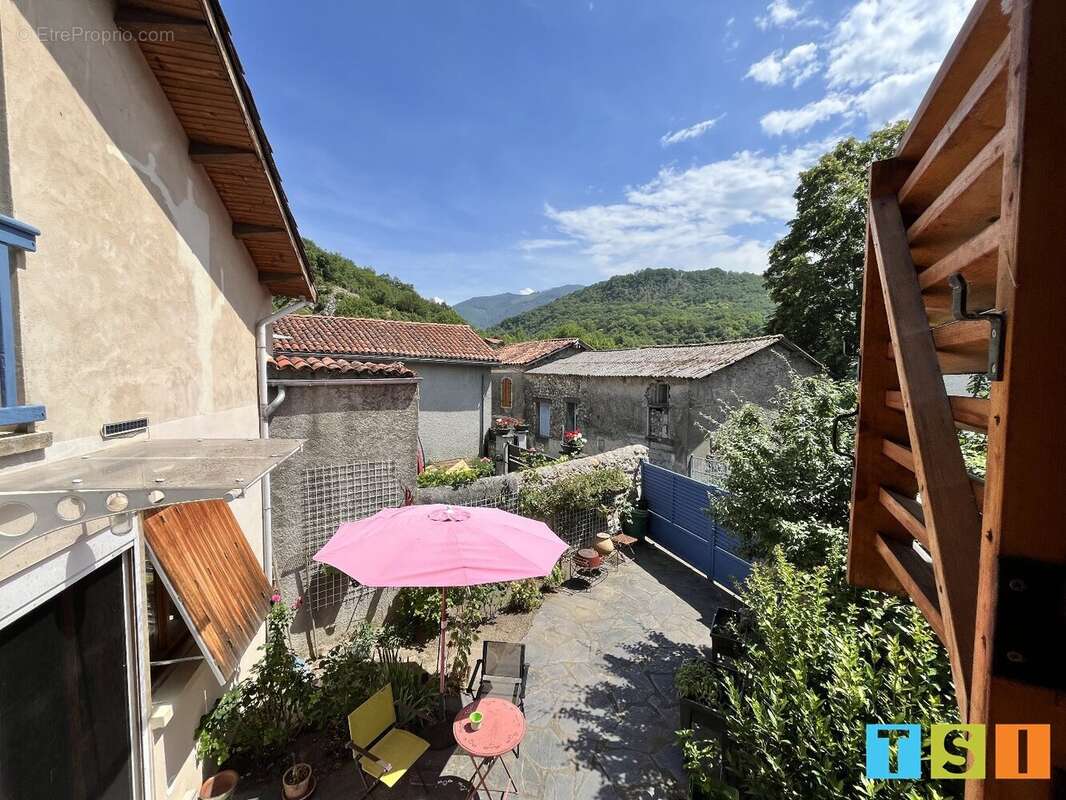 Troubat : Maison de village de charme entièrement rénovée par des artisans au coeur de la Barousse - photo 14