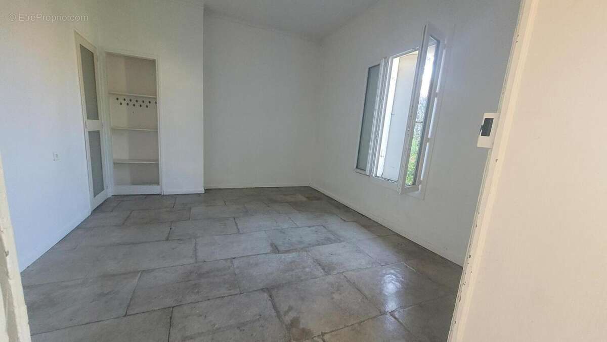 Maison à LUNEL-VIEL