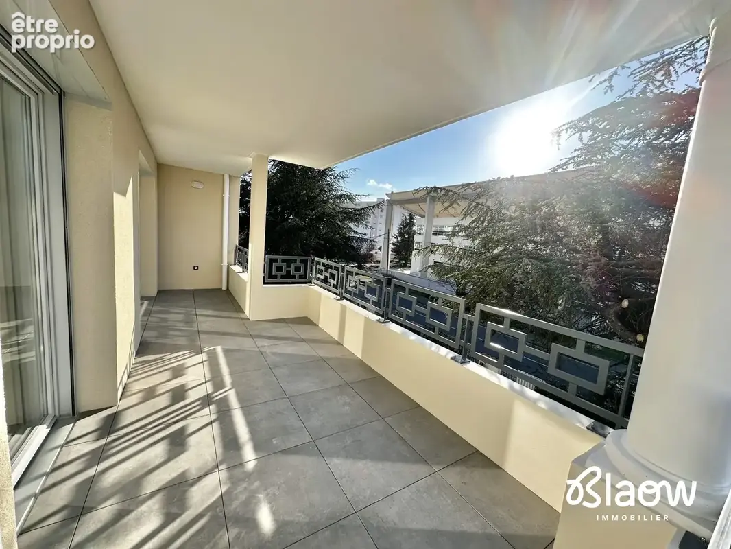 Appartement 3 pièces 80 m² à vendre à Meyzieu (69330) - photo 3