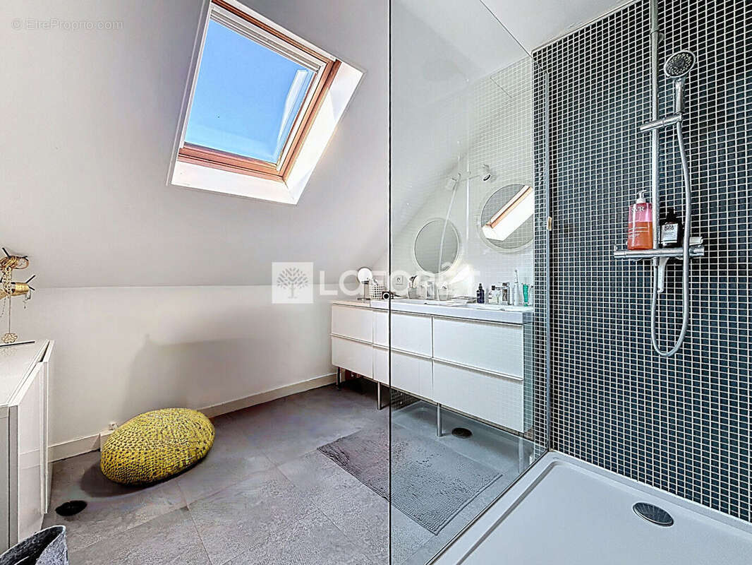 Maison à BOURG-EN-BRESSE