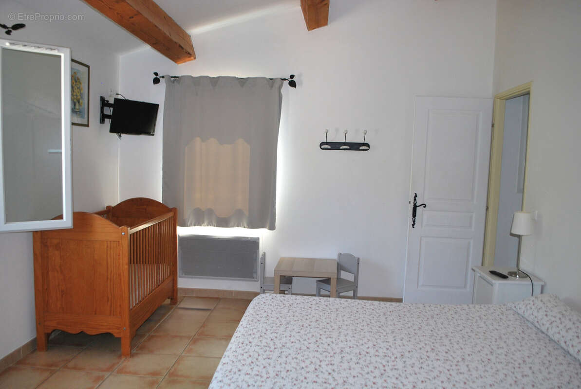 Maison à SALERNES