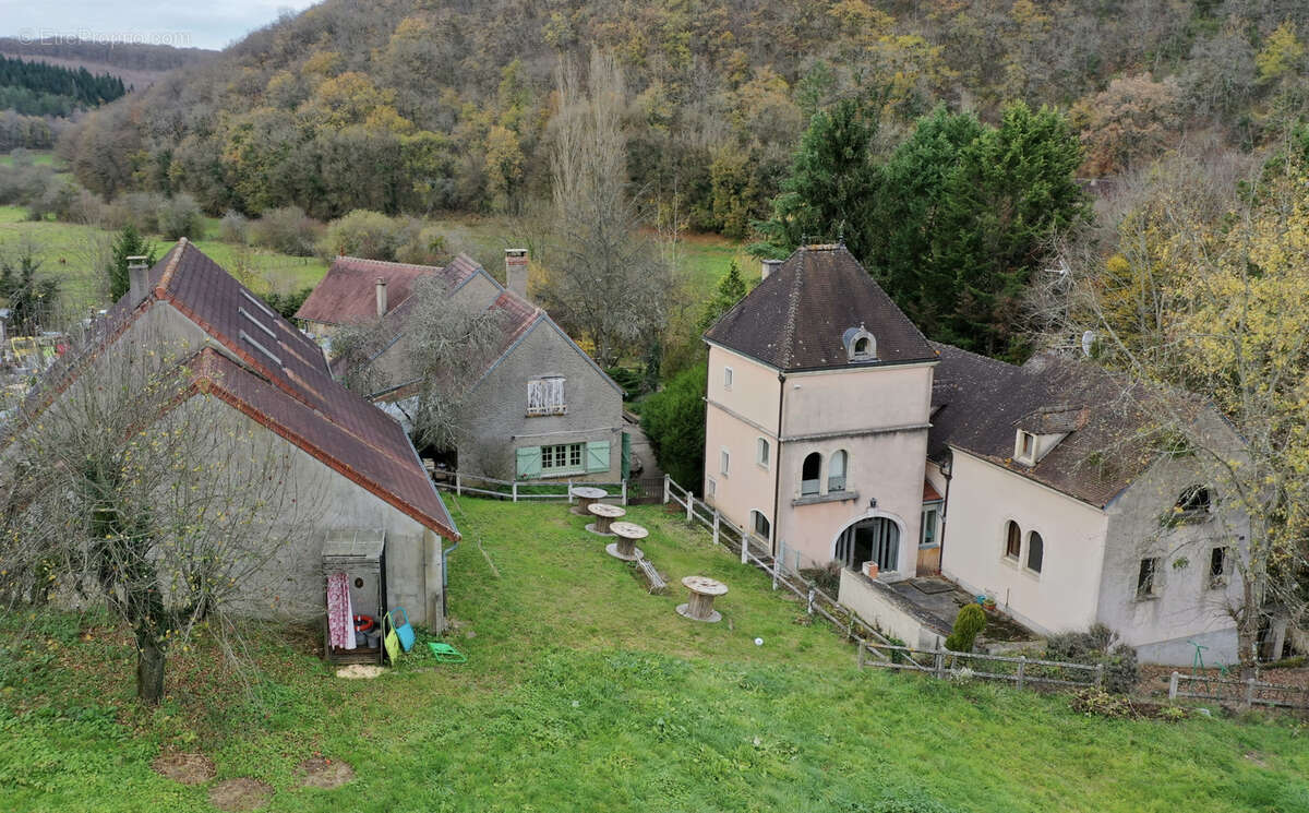 Maison à VEZELAY