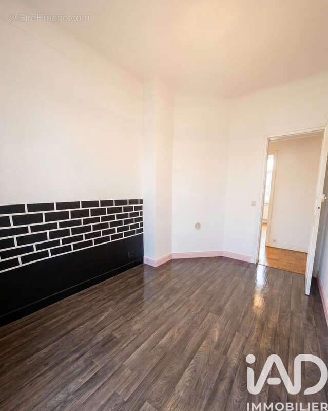 Photo 4 - Appartement à ASNIERES-SUR-SEINE