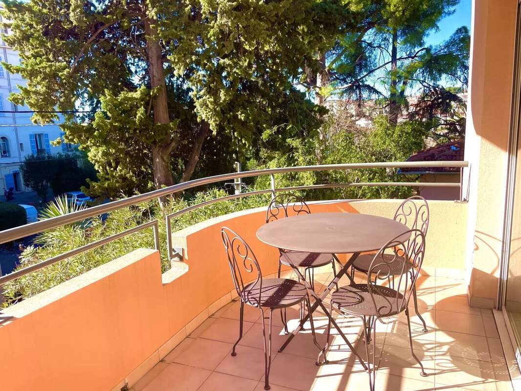 Appartement à CANNES