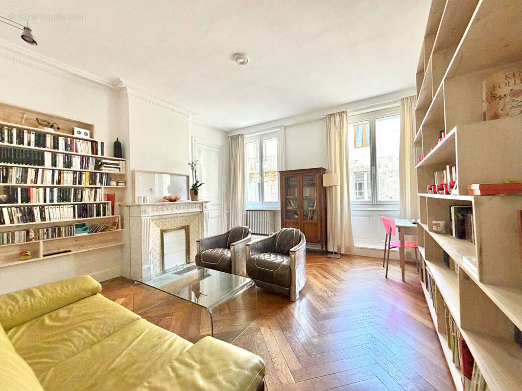Magnifique appartement haussmannien rénové de 130 m² - photo 4