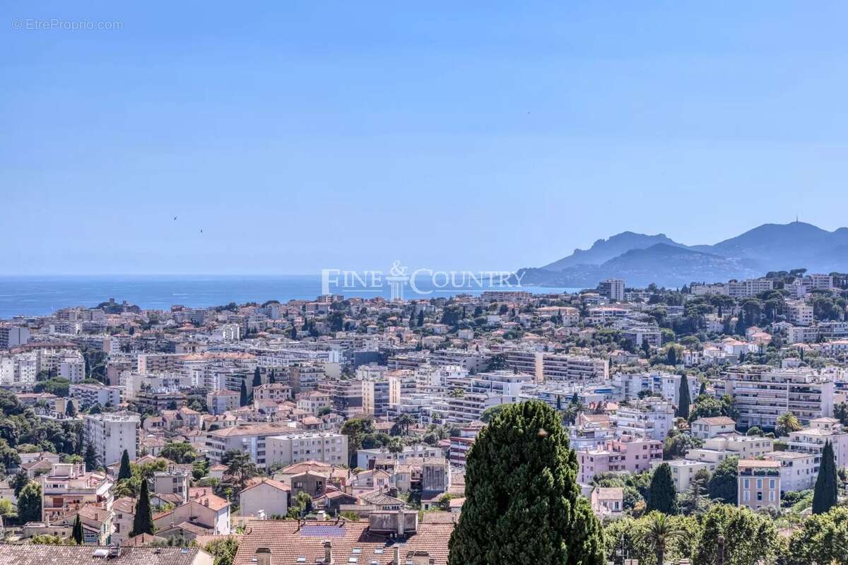 Vente Villa Le Cannet Village Vue Mer Panoramique - photo 3