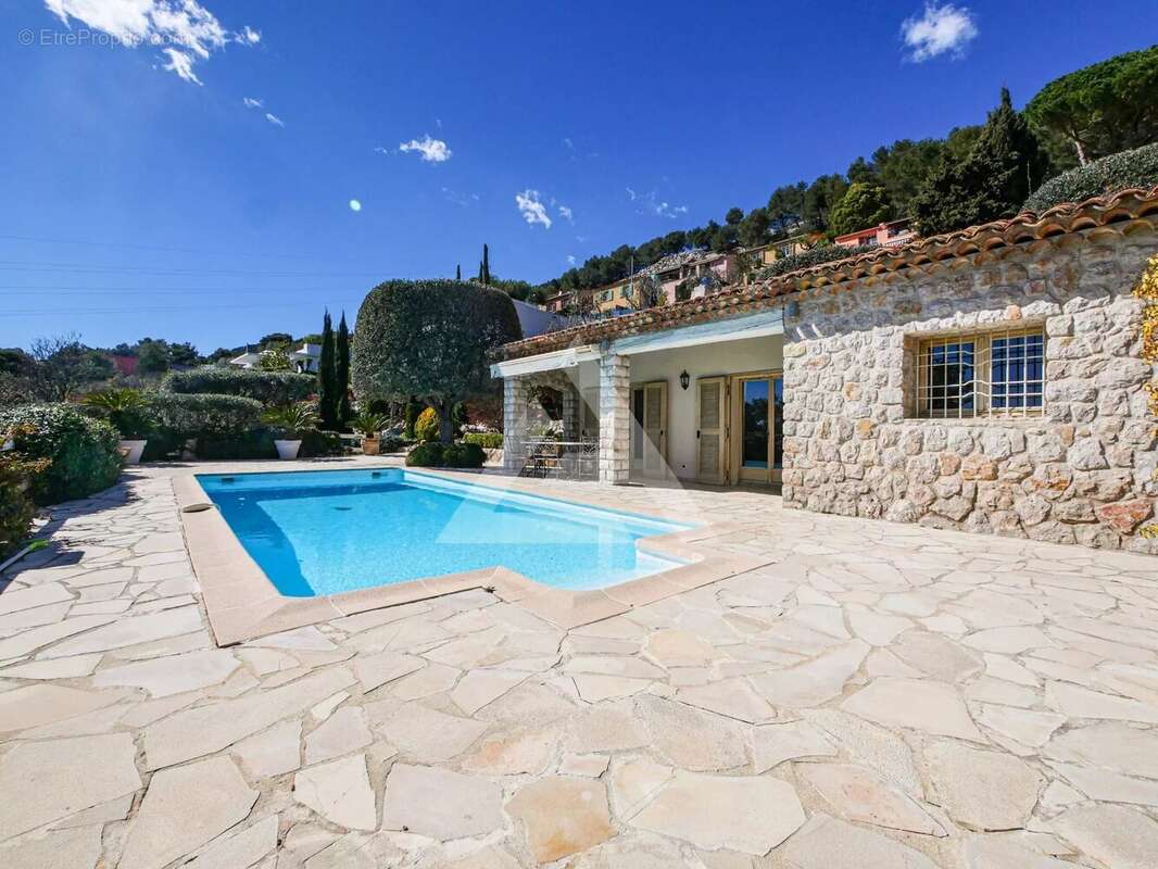 Maison à LA TURBIE