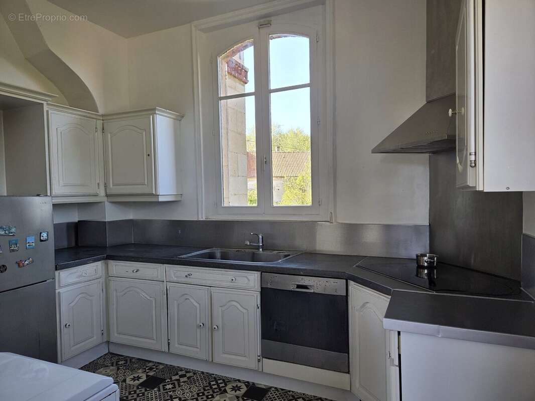 Maison 120 m² à Tracy-Le-Mont  - photo 2