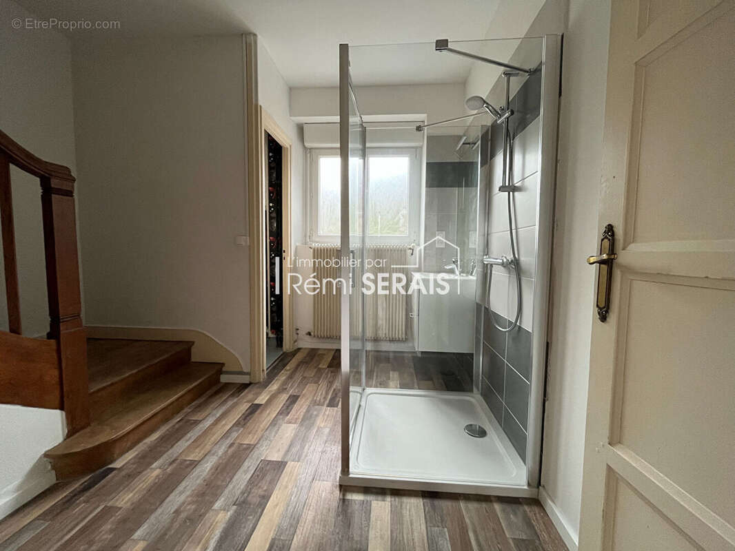 Maison à CONDE-SUR-NOIREAU