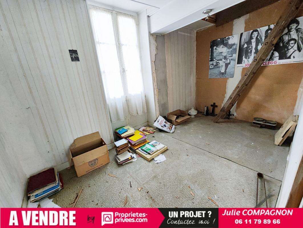 Maison à SAINT-QUENTIN-EN-MAUGES