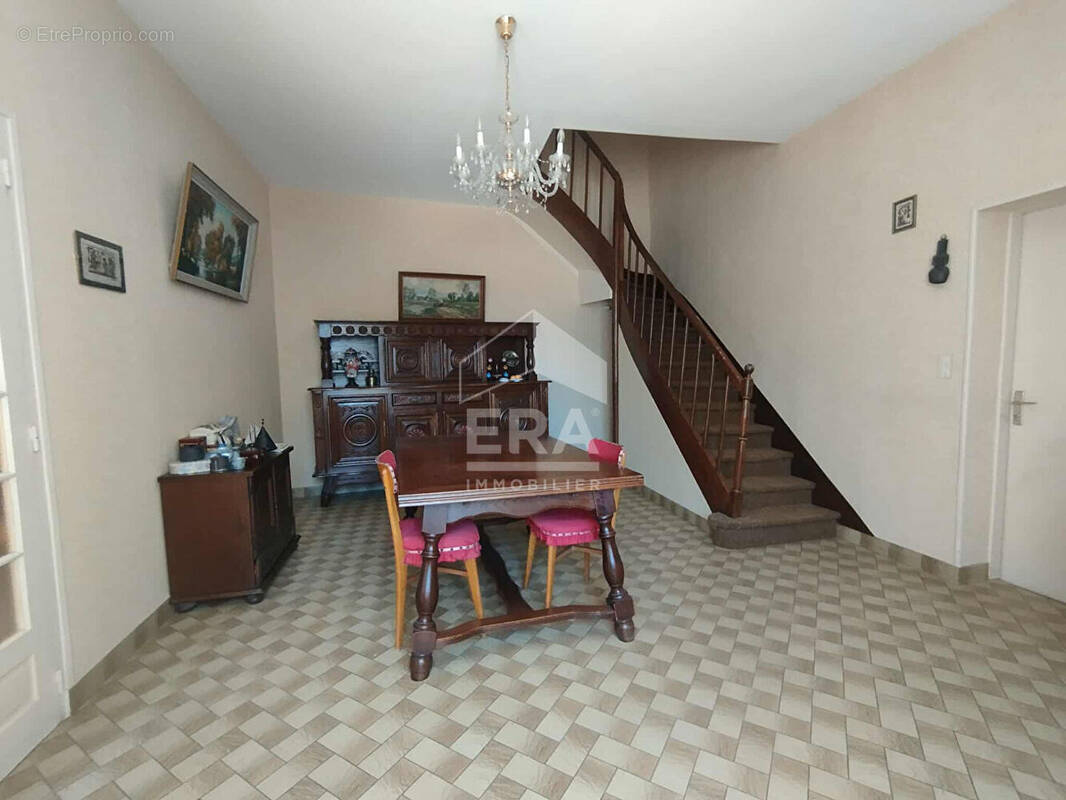 Maison à MARIGNY-MARMANDE