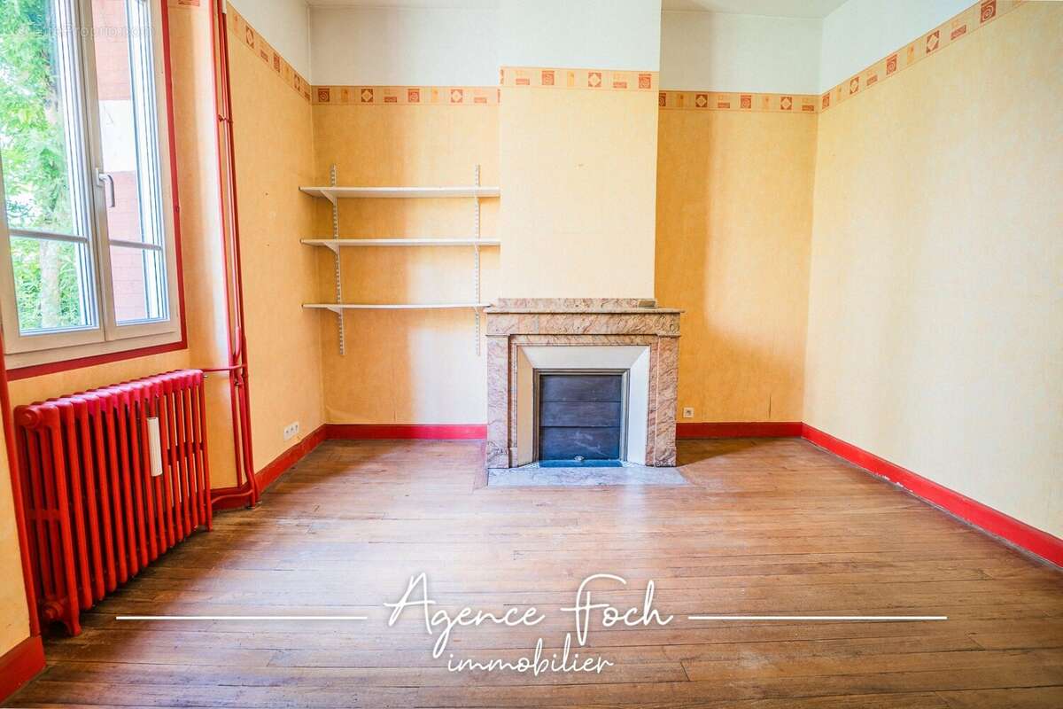 Appartement 35 m² à Tarbes  - photo 2