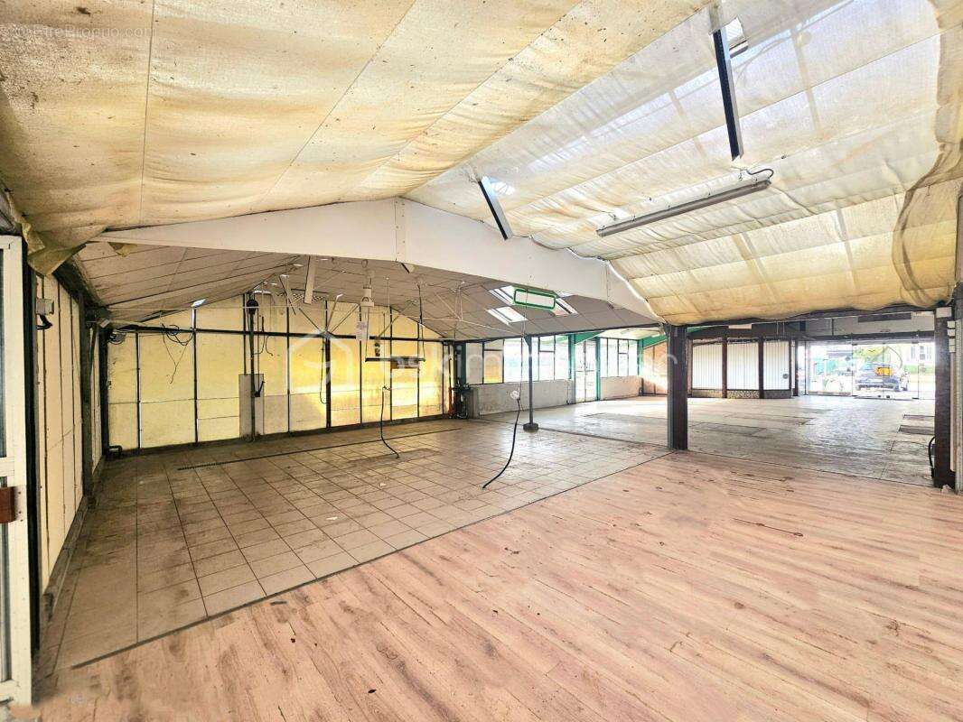 Commerce à SULLY-SUR-LOIRE