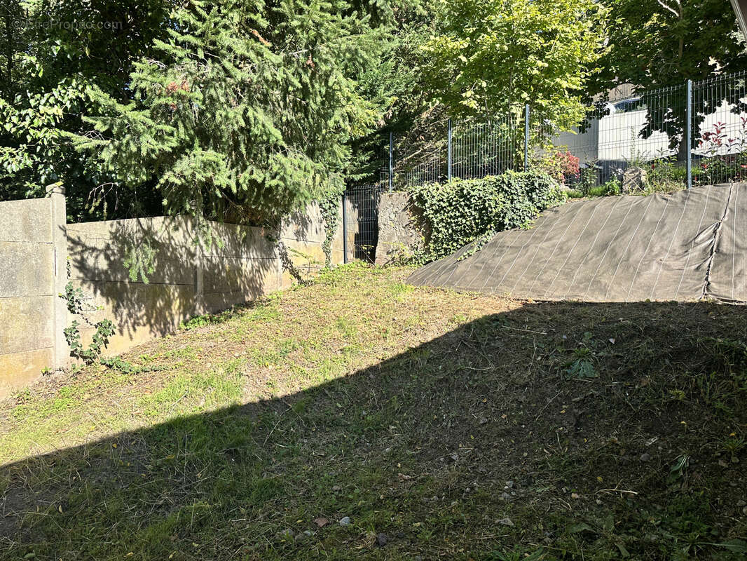 Maison à LA FOUILLOUSE