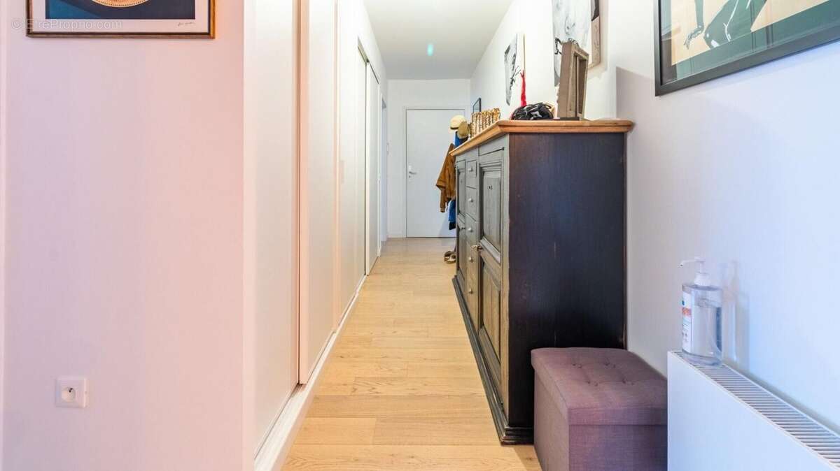Photo 6 - Appartement à ISSY-LES-MOULINEAUX