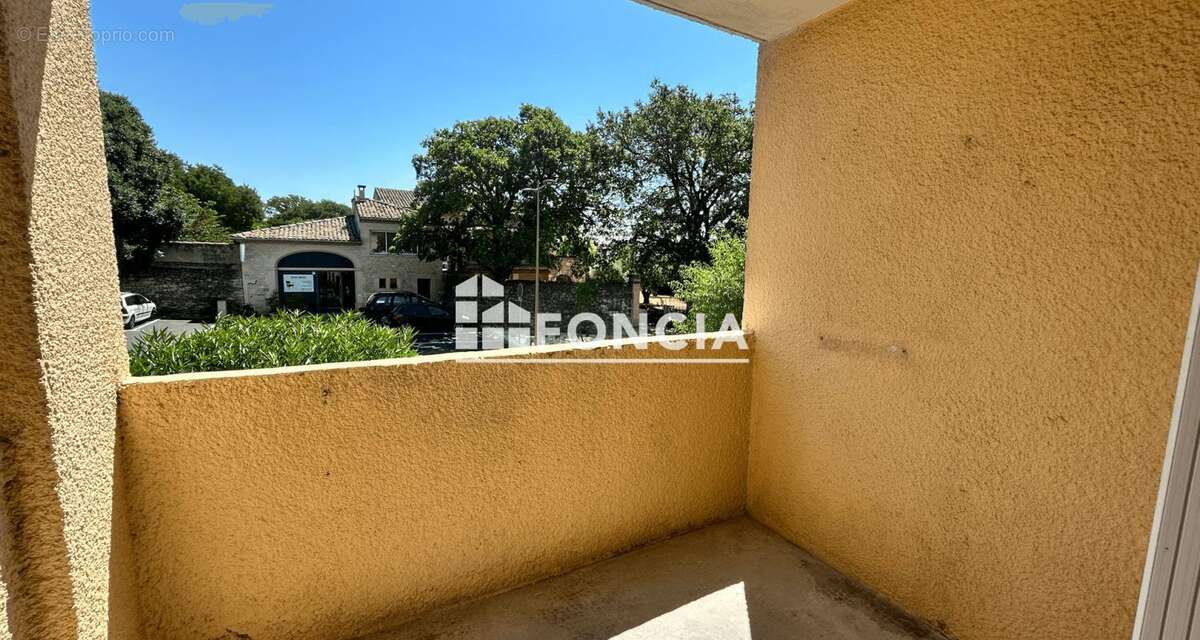 Uzès – Appartement T3 52 m² avec terrasse et parking, résidence sécurisée proche centre - photo 5