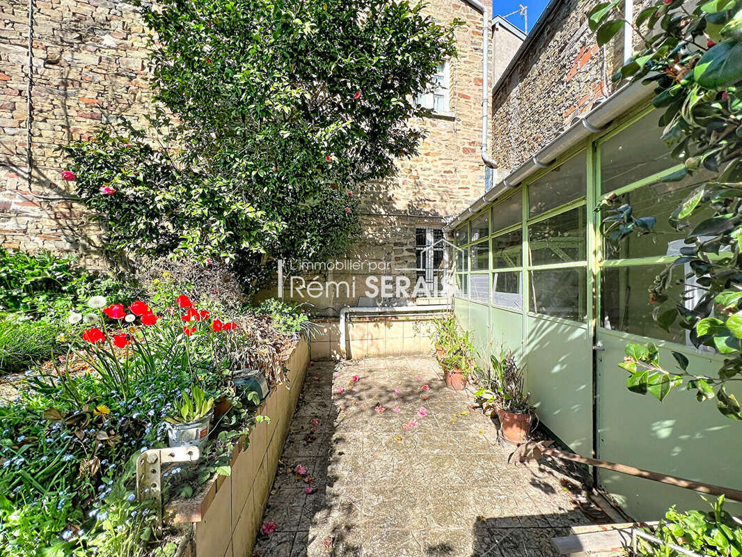 Maison à CONDE-SUR-NOIREAU