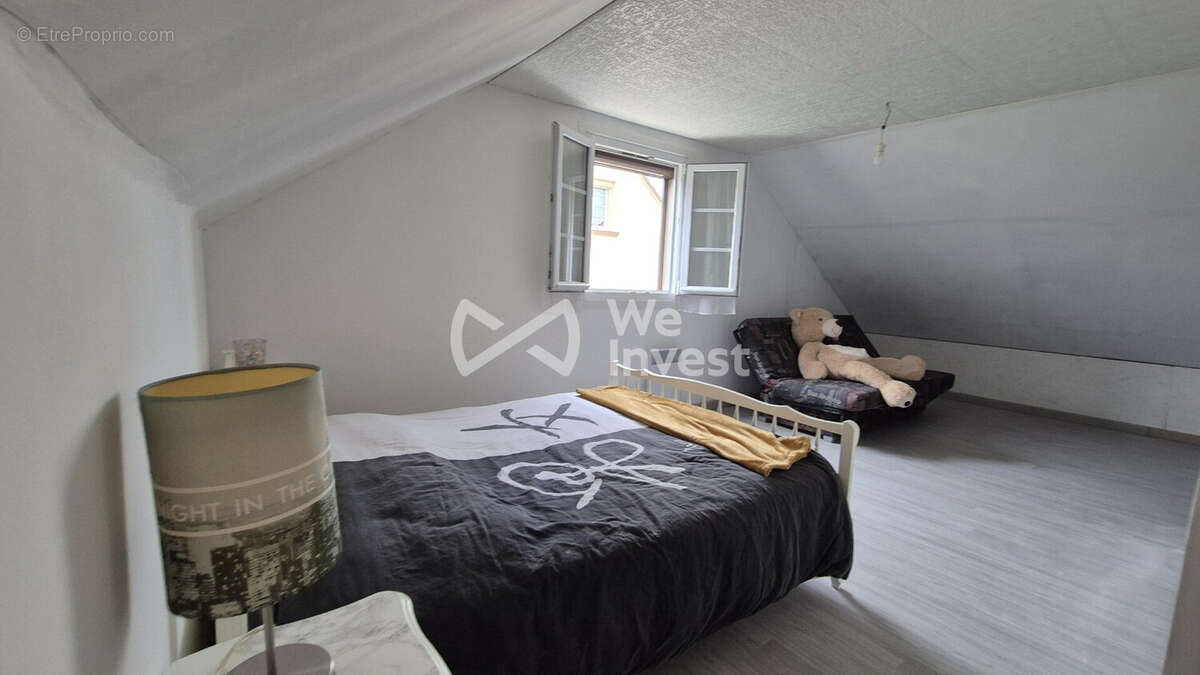 Maison 132 m² à Marigne-Laille  - photo 8