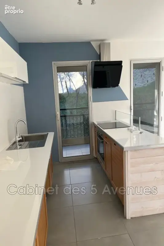 Appartement 2 pièces 50 m² à vendre à Marseille-13e (13013) - photo 5