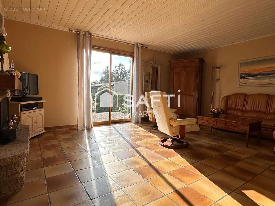 Photo 3 - Maison à LE MAY-SUR-EVRE