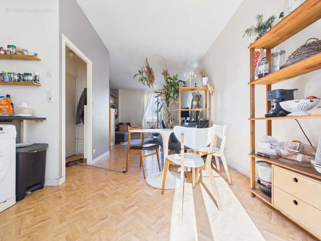 Appartement à REZE