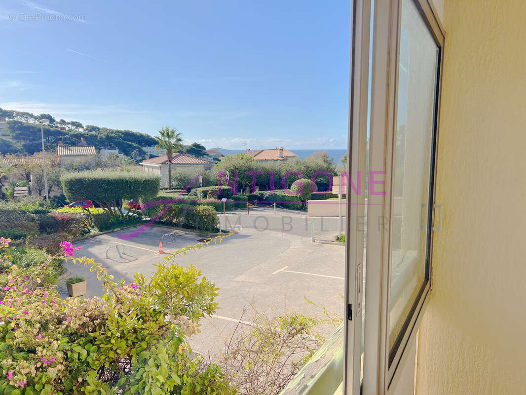 Appartement à SANARY-SUR-MER