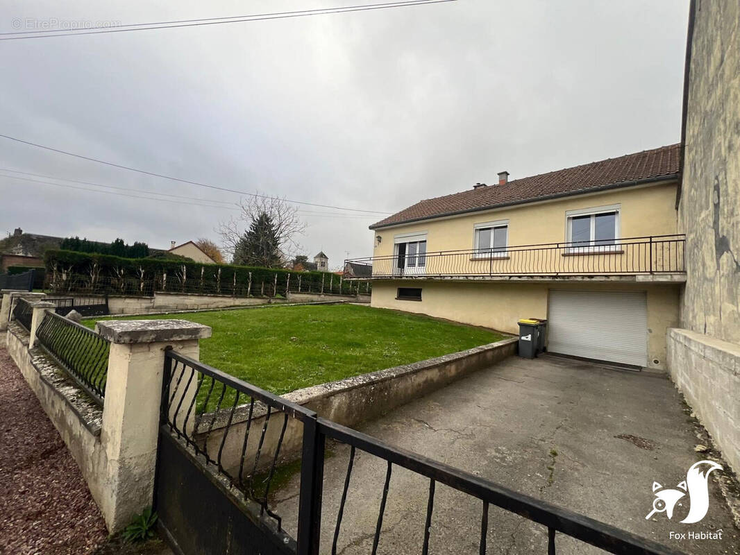 Maison à ELINCOURT