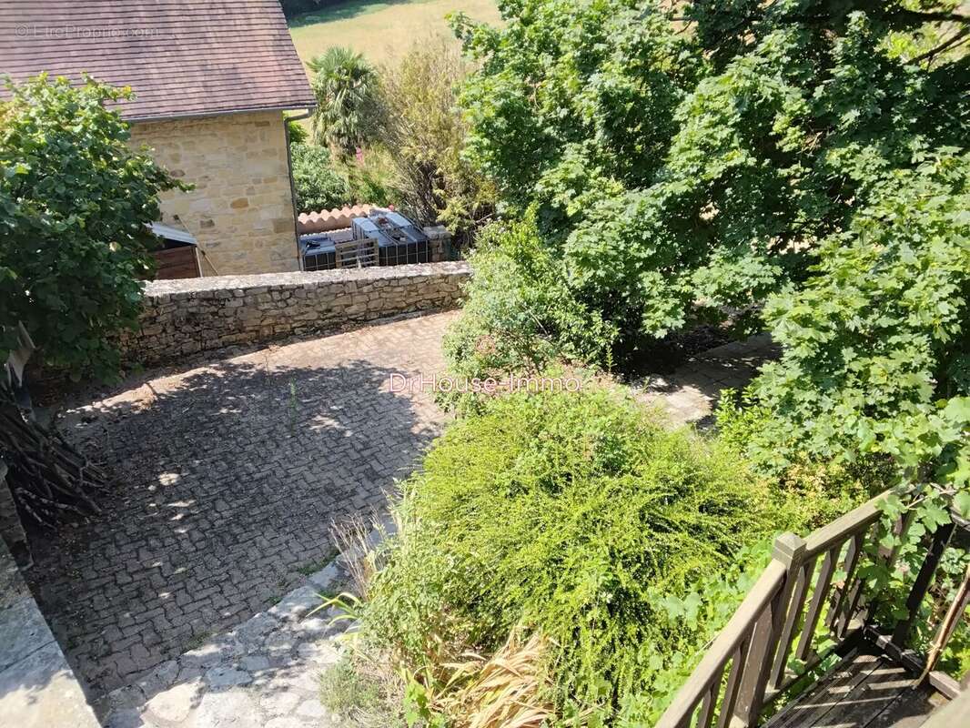 Maison 120 m² à Naussac  - photo 3
