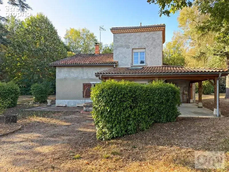 Aux portes de FLEURANCE, maison individuelle sur un terrain arboré de plus de 5000m² - photo 3