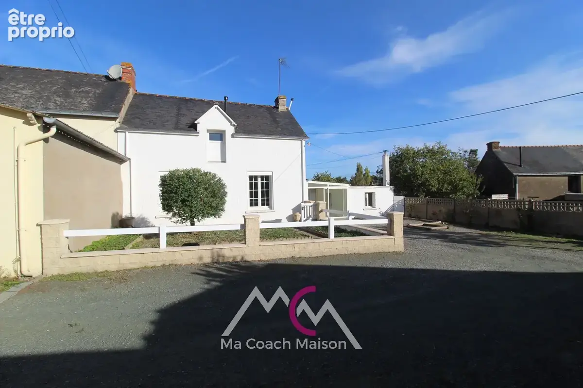 SÉVÉRAC, Maison d’environ 65 m2 avec nombreuses dépendances - photo 11
