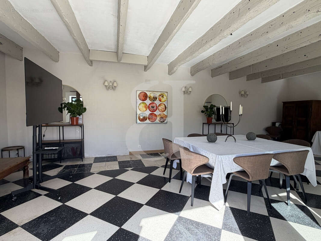 Maison à MAUSSANE-LES-ALPILLES