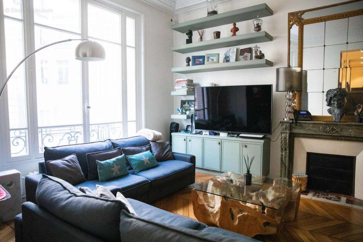 Maison à PARIS-17E