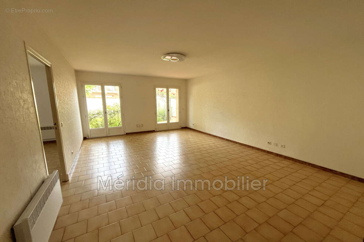 Maison 73 m² à Nefiach  - photo 3