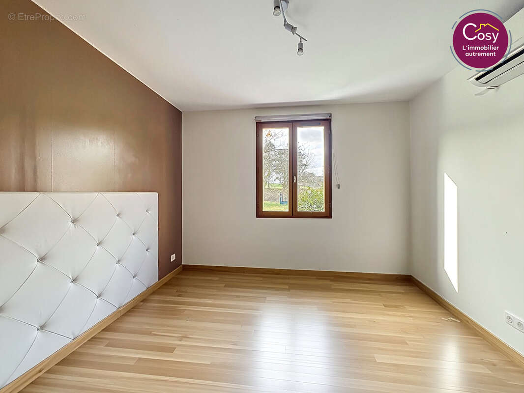 Maison à CIRY-SALSOGNE