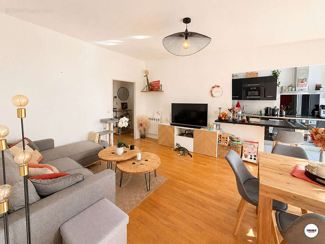Appartement lumineux  3 pièce(s) Carrière-sous-Poissy - photo 2